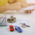 Beneficios de asegurar tu auto con una póliza multivehículo